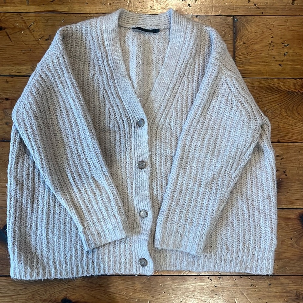 Jenni Kayne cocoon cardigan.